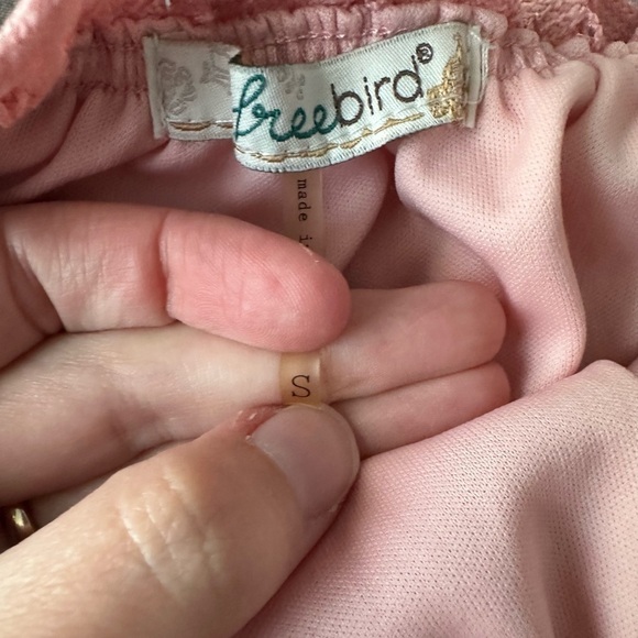 Freebird pink crochet knit boho peasant sleeve crop top size Small - Picture 6 of 8